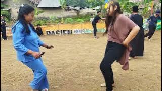 lomba estafet terong