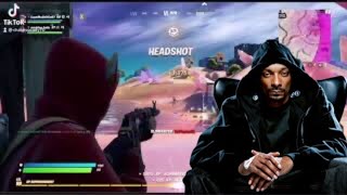 Snoop Dogg tries Fortnite for the first time - rage quits