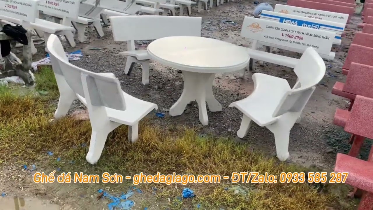 Giá bộ bàn ghế đá tròn, loại 1 bàn 3 ghế cong, bàn đường kính 1m #bangheda #ghếđá #ghedacongvien - youtube