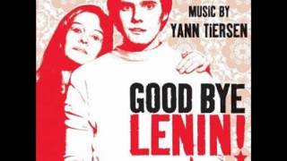 Childhood 1 - piano - Yann Tiersen - Good Bye Lenin