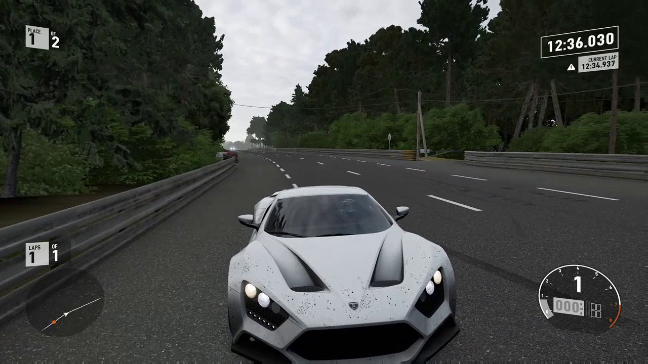 Forza 7 Drag race: Zenvo ST1 vs Lykan Hypersport