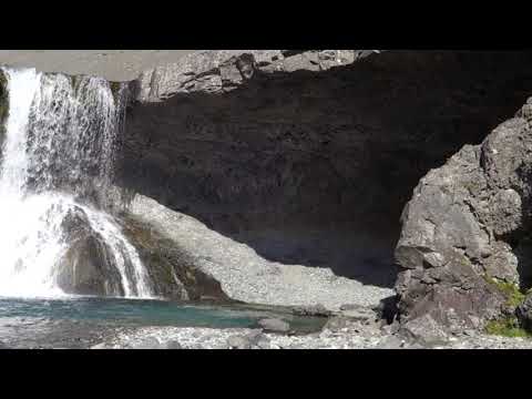 Skútafoss waterfall in East-Iceland — Skútafoss — video poster