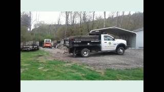 Loading mulch with Bobcat t650