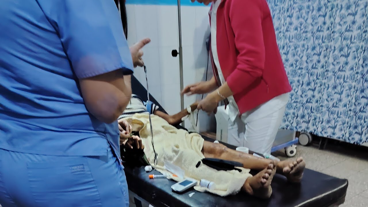 #CATITA ESTA MUY MAL DE SALUD PERO GRACIAS A DIOS ES ATENDIDA RÁPIDAMENTE