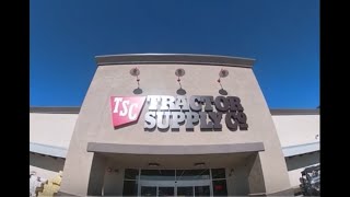 Christmas 2019 at Tractor Supply Company for an old fashion Country Christmas