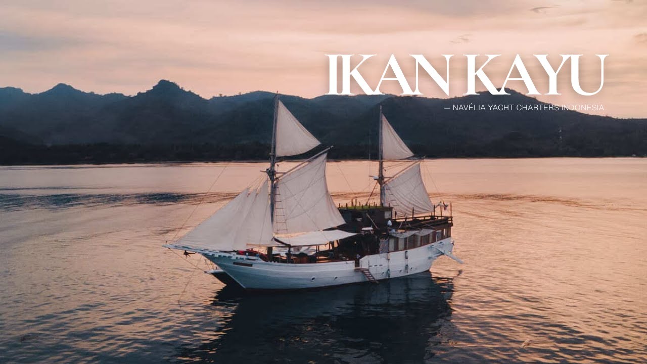 Ikan Kayu video tour — private yacht charter in Komodo National Park