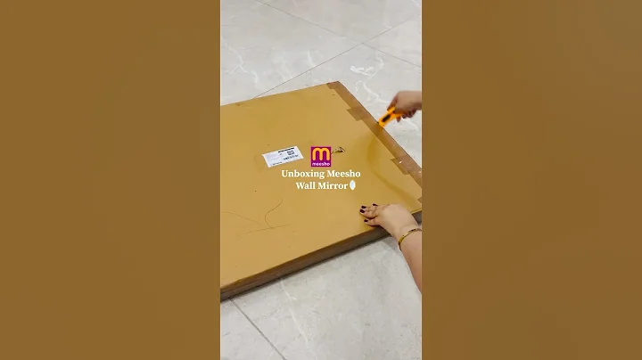 Unboxing Meesho Wall Mirror🪞#shorts #shortsfeed #youtubeshorts #trending #mirror #viral #ytshorts