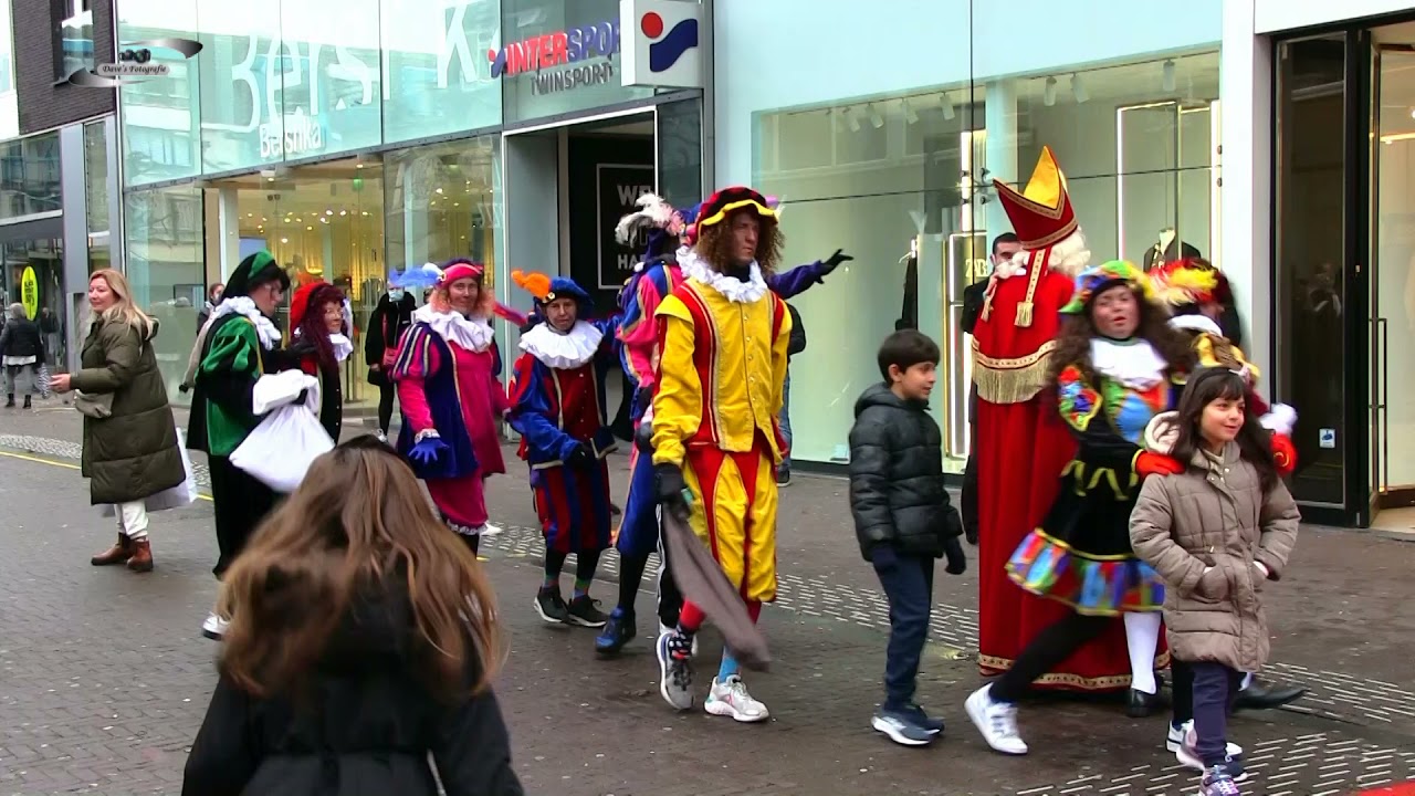 Rondgang Sinterklaas Hoofddorp 28-11-2021