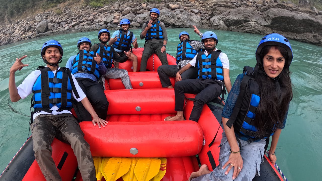 River Rafting કરી 😱| ઠંડીના ઠરી ગયા બધા | શિવમ જીગર બંને બૉટમાંથી પડ્યા ગંગામાં 🤣| kinjaljigar vlog