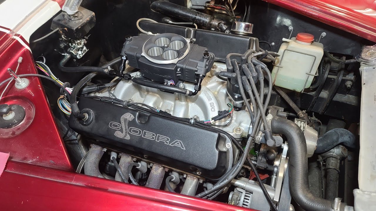 The best Carburetor to EFI conversion - Holley Sniper EFI install, doesn't get any easier than this!