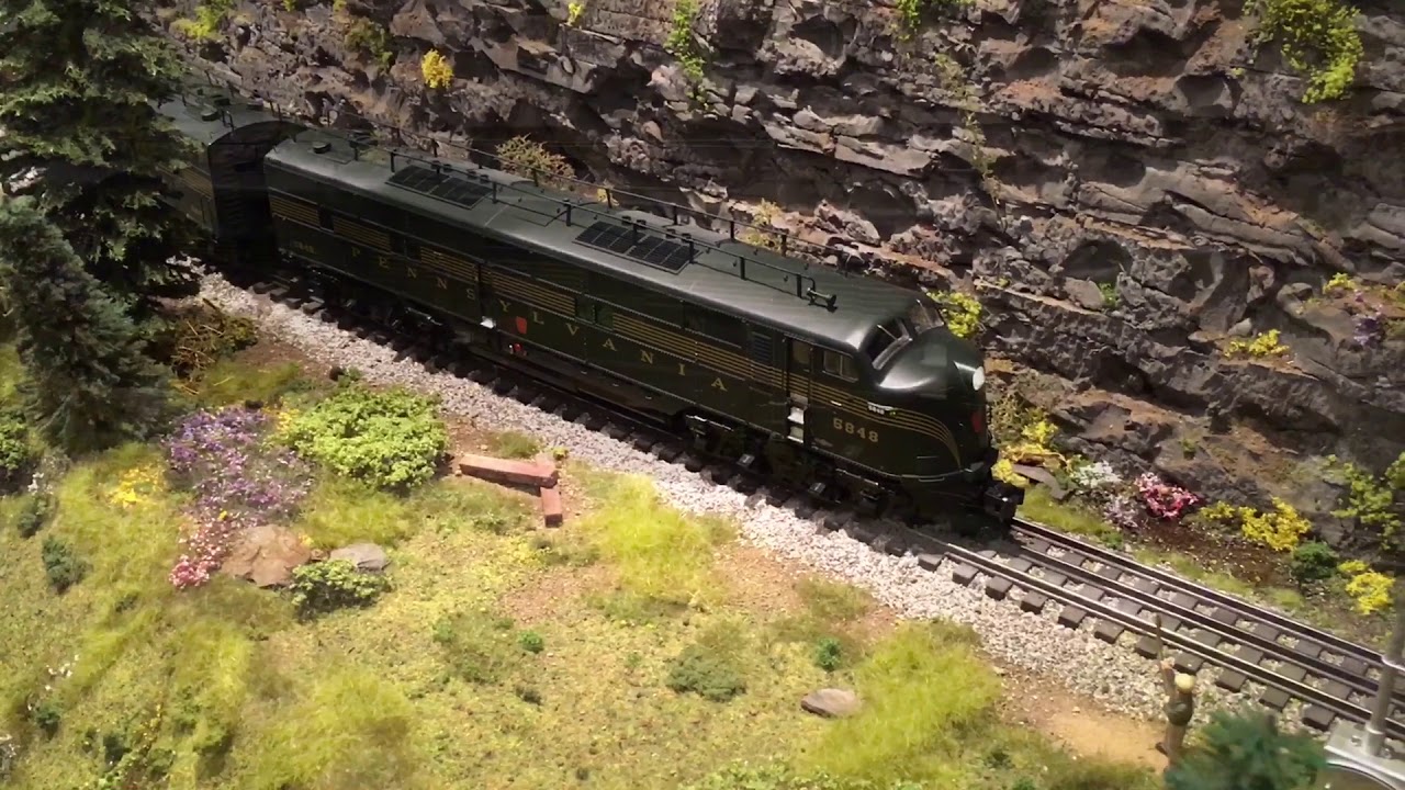 Lionel Legacy Pennsylvania PRR E7 AA Diesel set # 6-34508