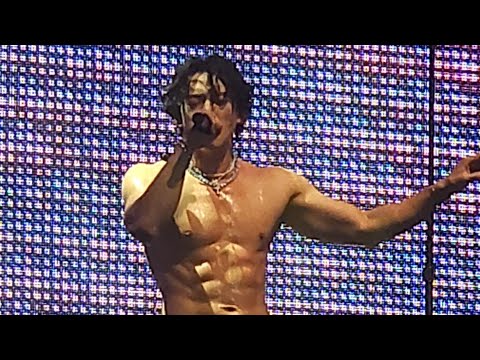 [8K FanCam] 비(Rain/ 정지훈) - 악수(Handshake )｜240608 Still Raining Tour: Seoul