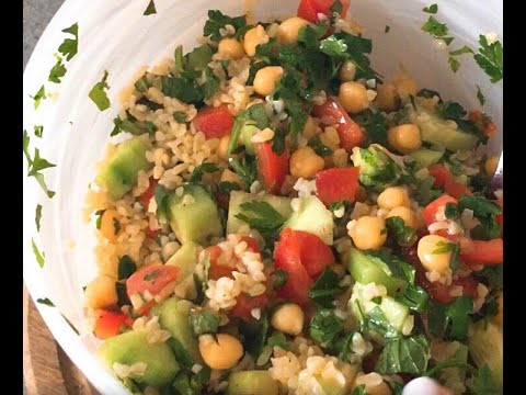 Bulgur and chickpeas salad recipe