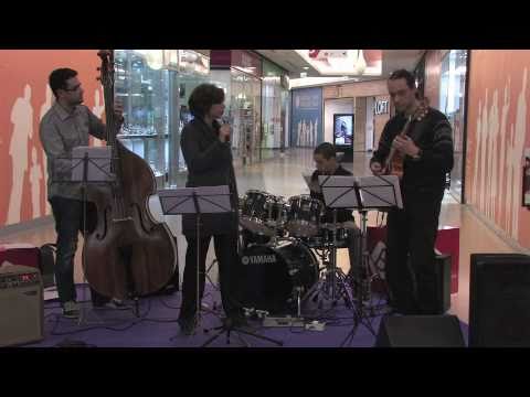 BARREIRO RETAIL PLANET - COMBO DA ESCOLA DE JAZZ D...