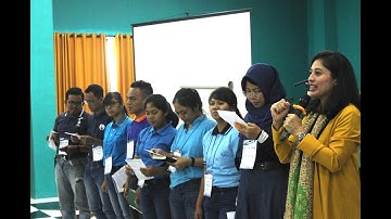 Dr. Vivid F. Argarini - Memotivasi Peraih Beasiswa Karya Salemba Empat Medan