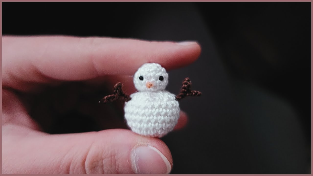 Mikro / Mini Schneemann häkeln | Häkelanleitungen