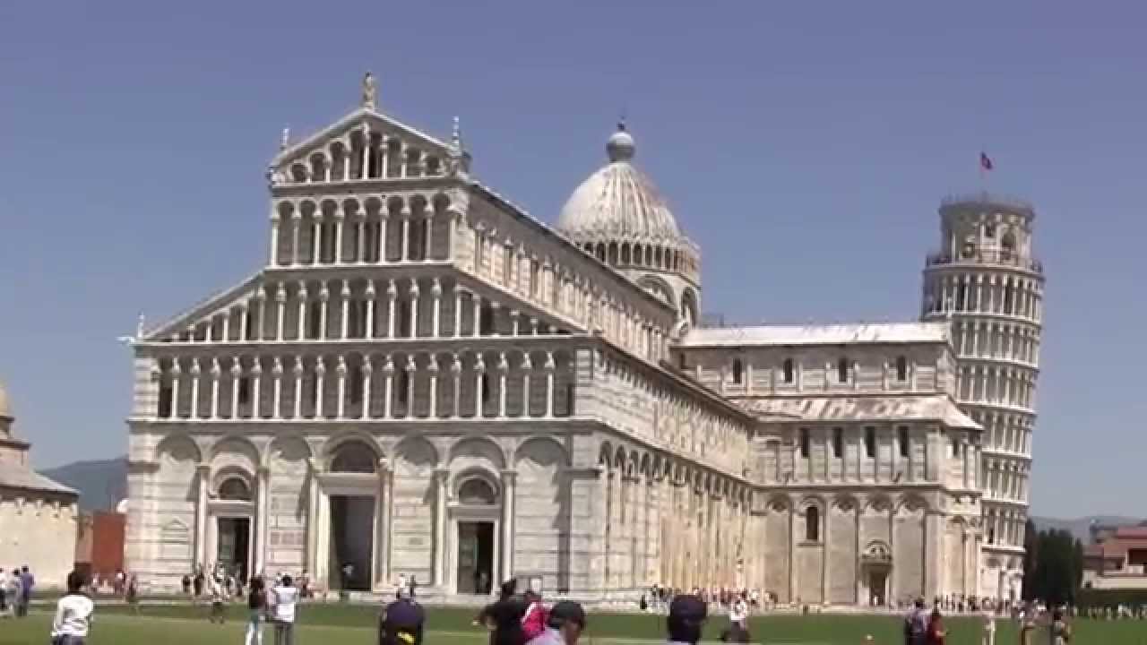 ピサ大聖堂　　ロマネスク建築