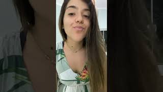 Provando Roupas Depois De Perder Peso