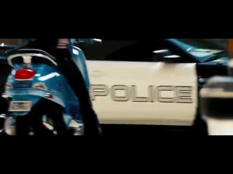 Perseguição Bumblebee vs Barricade Dublado Transformers (2007)