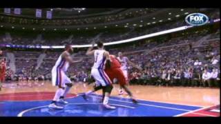 Patrick Patterson Highlights Vs. Pistons 2222011