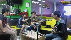 Sheila On 7 - Pria Kesepian - Durasi: 4:17. Sheila On 7 - Pria Kesepian - Durasi: 4:17.