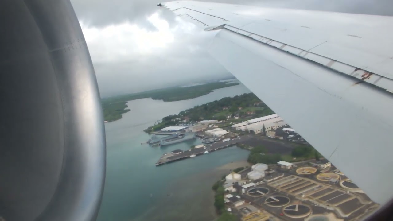 Landing at Honolulu International Airport (HNL) from Kona (KOA) 