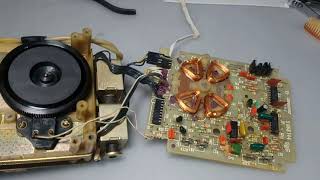 видео: Вега МП-122С часть 2. Осмотр внутренностей. ЛПМ БС-02 - замена втулок. картинка: Вега МП-122С часть 2. Осмотр внутренностей. ЛПМ БС-02 - замена втулок.