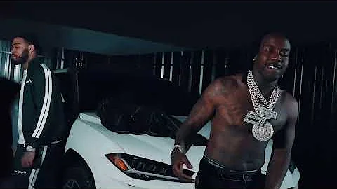 Yo Gotti ft. Est Gee - Pop My Shit [Music Video]