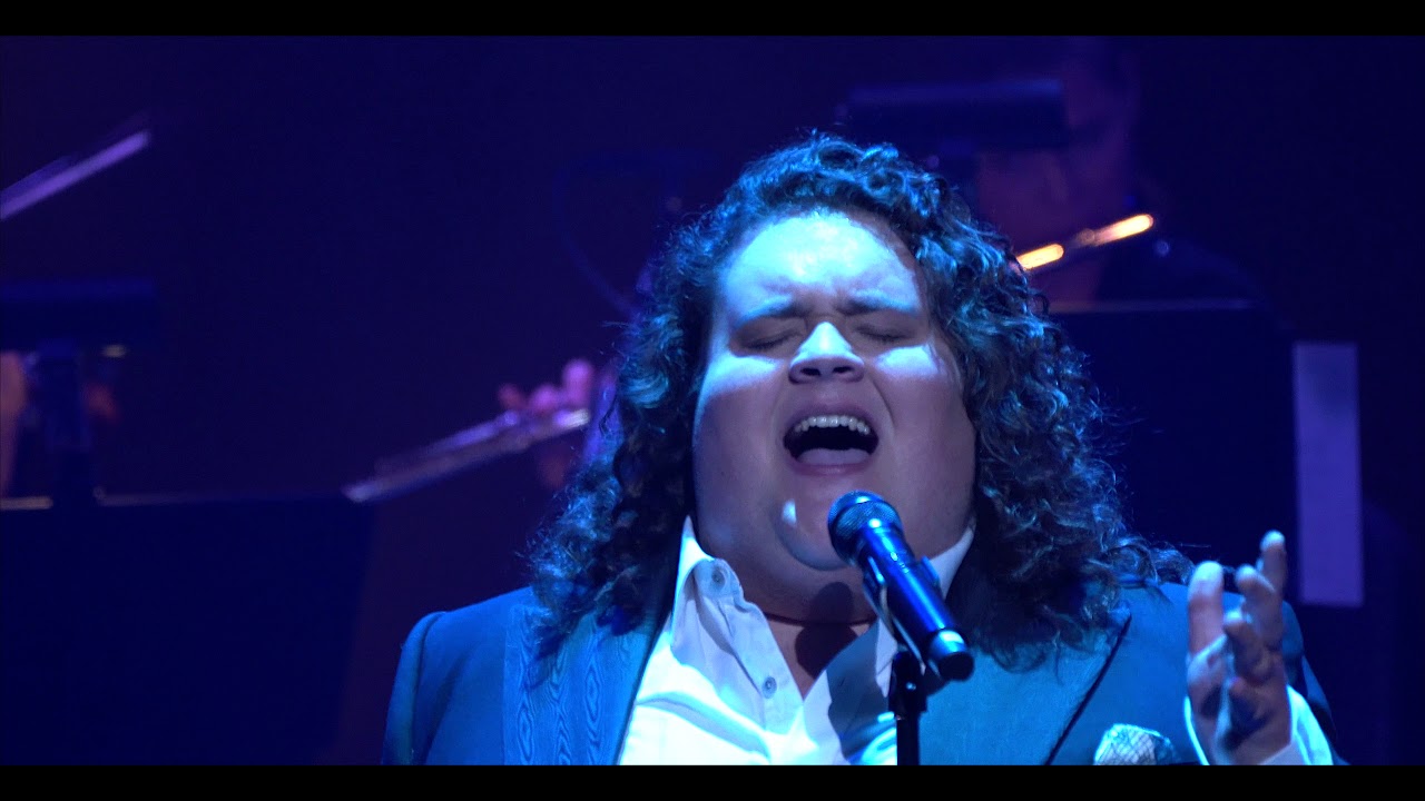 ⁣JONATHAN ANTOINE | UNCHAINED MELODY | LIVE IN CONCERT