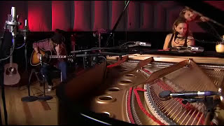 Beth Hart - Over You (Live Acoustic)