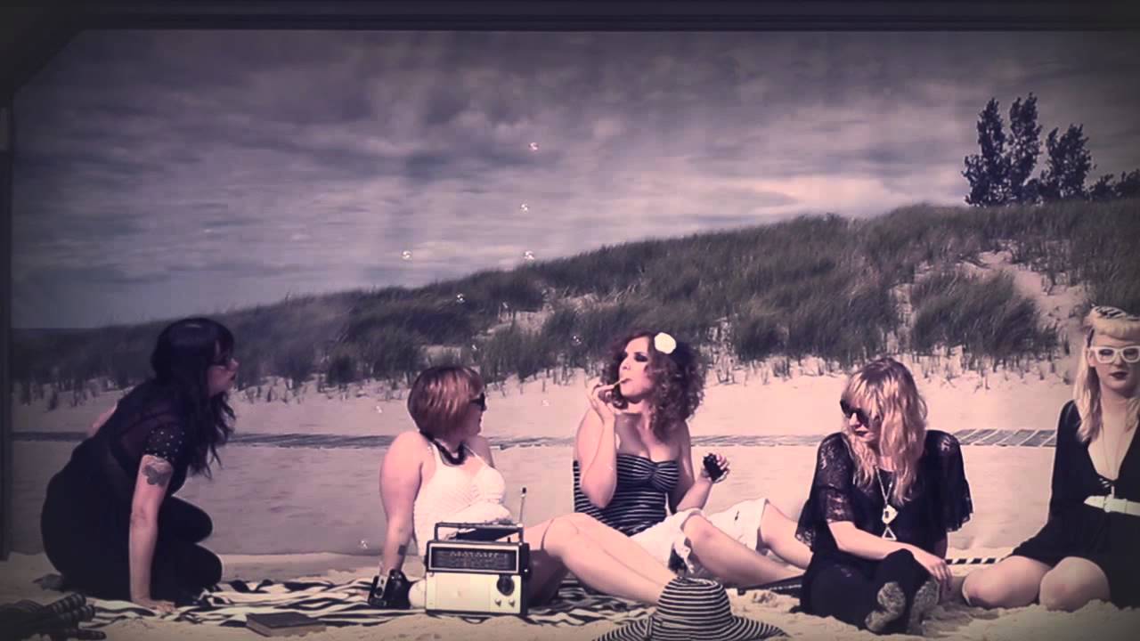 Summer Girlfriends - Goth Beach Party