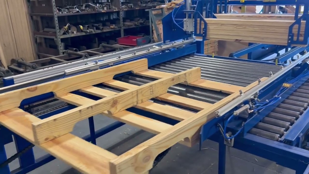 Pallet Chief PCIV GMA With Stringer Feeder