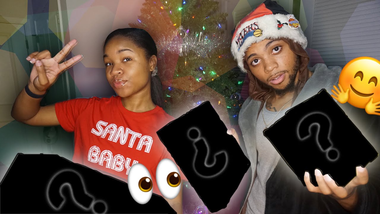 A Quarantine Christmas Morning (Opening Presents) | Vlogmas Day 25
