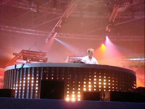 Peter Martijn Wijnia presents Majesta vs DJ Shah -...