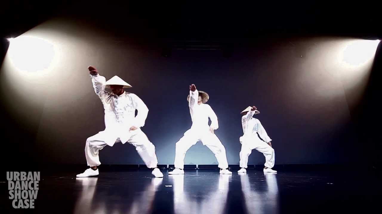 Quick Crew - Asian Music, Strawhat Concept / 310XT Films / URBAN DANCE  SHOWCASE 