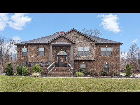 1101 Reda Drive, Clarksville, TN home video tour