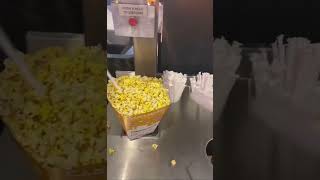Famous Movie theater popcorn life hack✨ buttery popcorn every time 🍿 🤤 #lifehacks #minions Net Worth