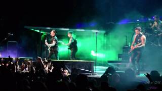 Fall Out Boy - Thnks Fr Th Mmrs (Live in Chicago 7/11/2014)
