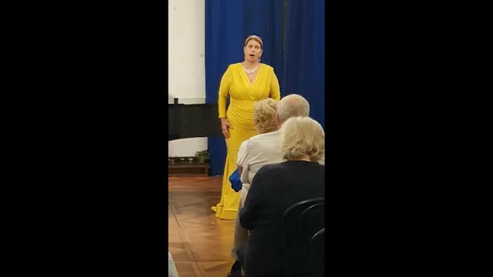 Vissi d'Arte - Tosca - Giacomo Puccini - Isa Regin...