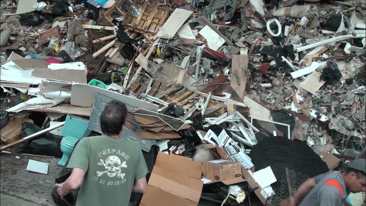 my trip to the cobb county dump PLEASE PRECYCLE YouTube