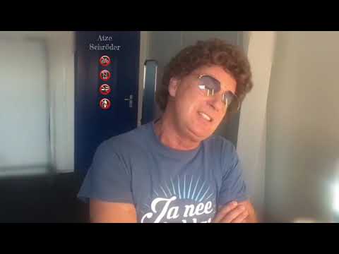 Atze Schröders Lobhudelei Für Kay Scheffel Den Bauchredner Und Comedian