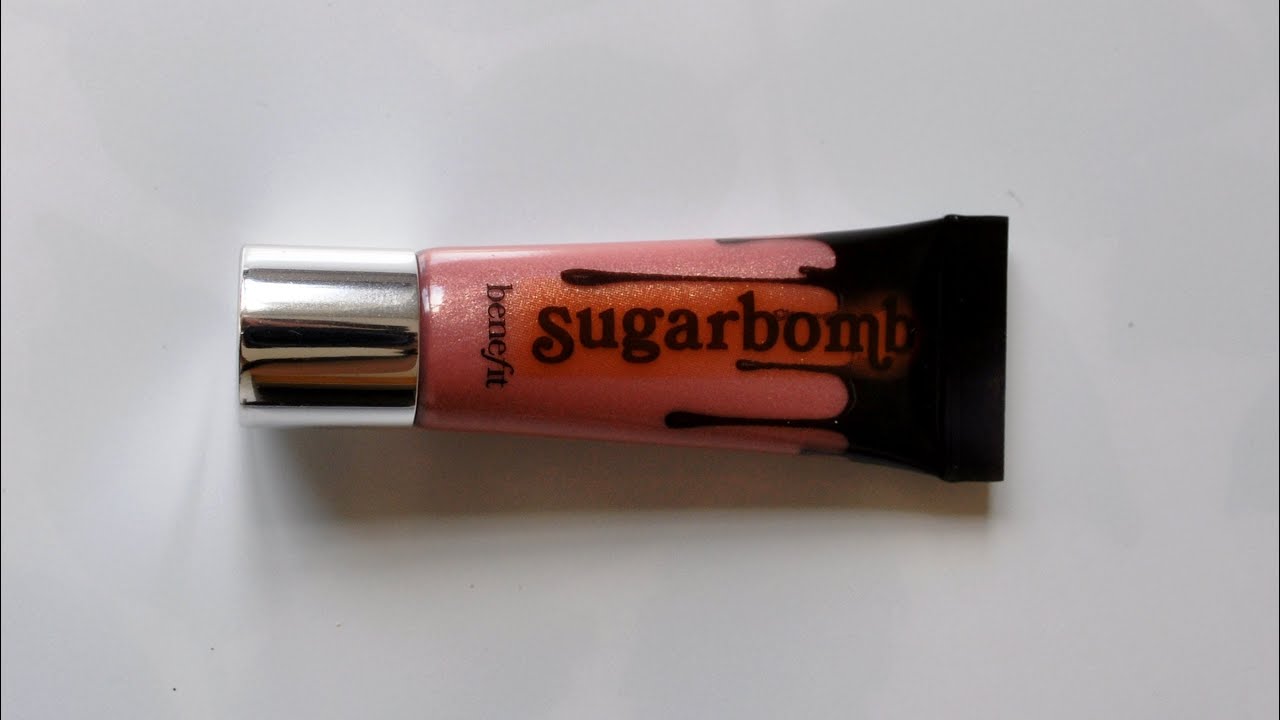 Benefit Fif FIF: обзор блеска для губ Benefit Sugarbomb - YouTube