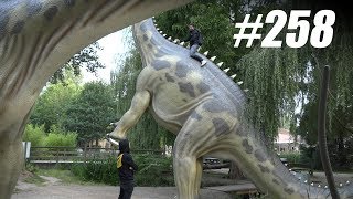 #258: Dinosaurus in Pretpark [OPDRACHT]