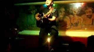 Video thumbnail of "José Antonio Delgado - A veces"