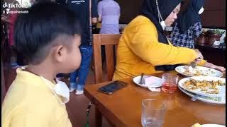 mangan seng seneng