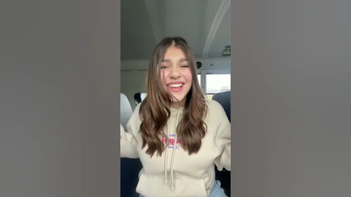 Mistletoe! #fypシ゚viral #4urpage #music #christmas #xmas #song #trend #duet #blowup #makemefamous