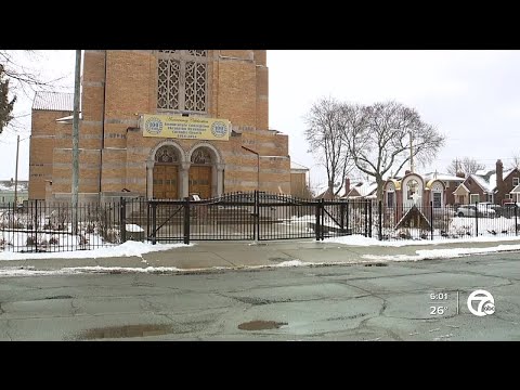 Video: Penerangan dan gambar Holy Cross Church - Ukraine: Dnepropetrovsk