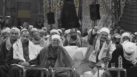 أثناء دخول قارئ شباب الصعيد فضيلة الشيخ عبدالرحمن الديروطى ليلة المحروسه قنا صعيد مصر