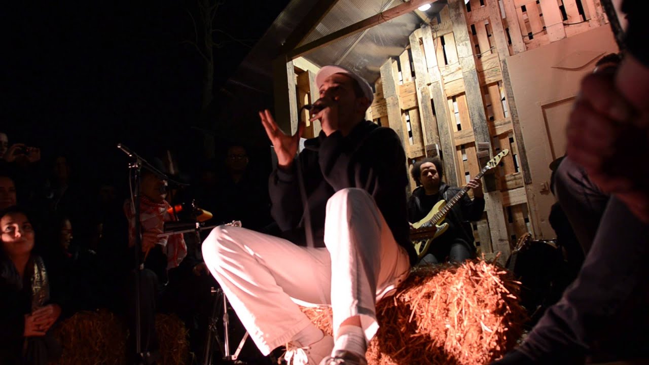 HK Et Les Saltimbanks Sur La Mme Longueur Donde YouTube