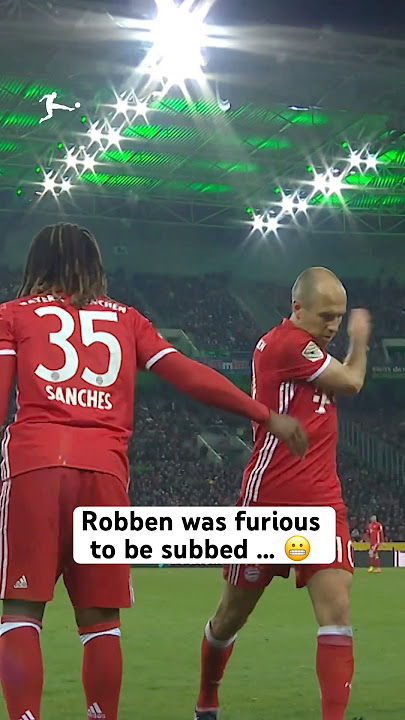 ROBBEN Had The Bayern Bench in Stitches 😁😅